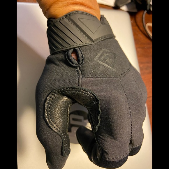 First Tactical Brand Hard Knuckle Leather Gloves. Size L and XL - Picture 8 of 16